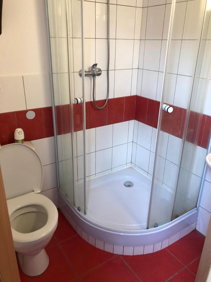 Bakin Bar Hotel Třebíč Kültér fotó